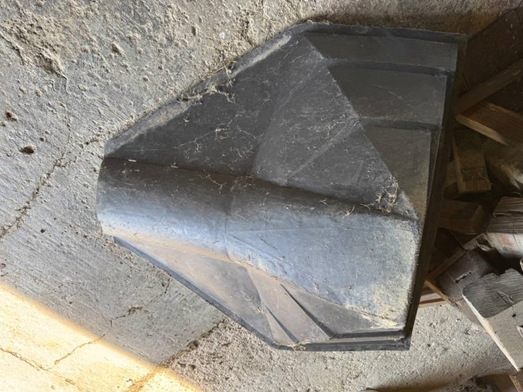 #1412-•-auger-boot-image-2