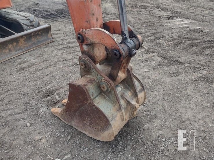 2021-hitachi-zx26u-5-image-17