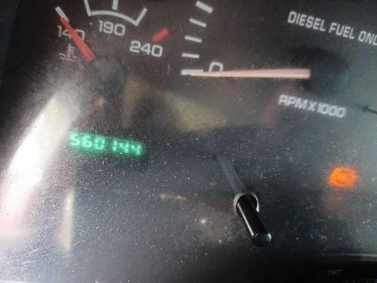 2001-dodge-ram-3500-image-6