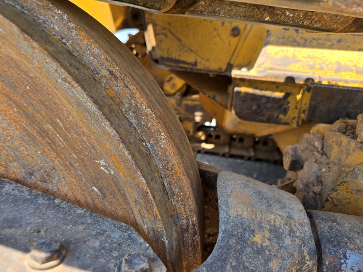 2005-caterpillar-953c-image-75