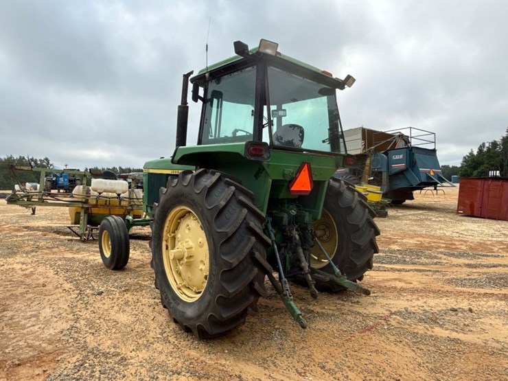 john-deere-4430-image-3