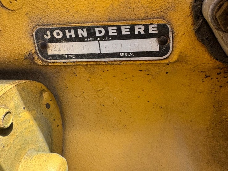 john-deere-back-hoe-image-5