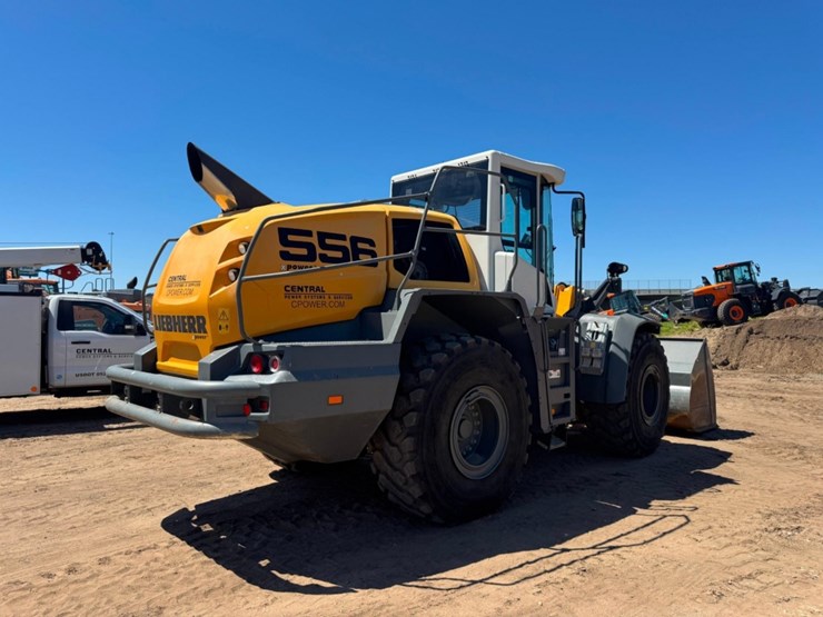 2021-liebherr-l556-image-5