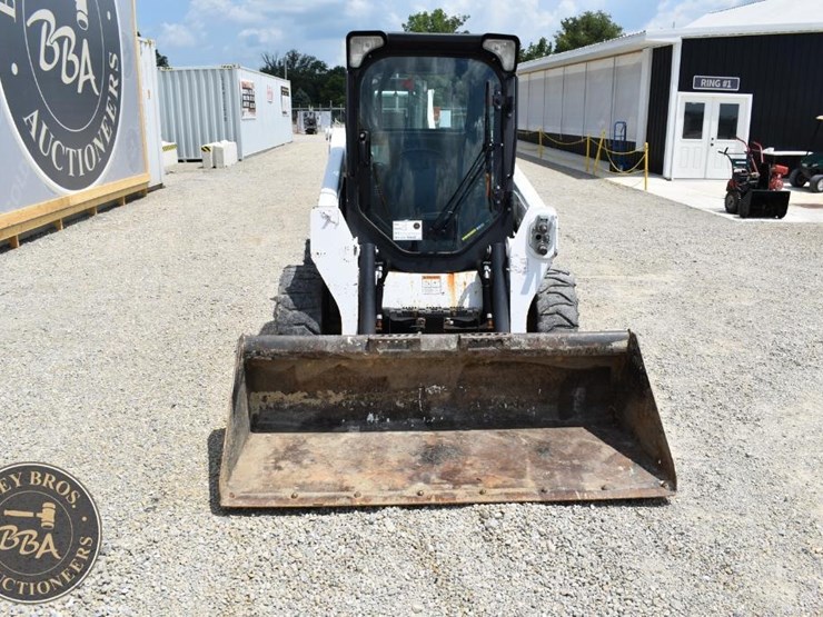 2020-bobcat-s550-image-24