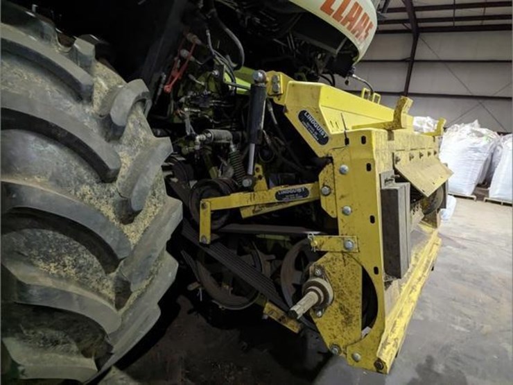 2017-claas-jaguar-860-image-32