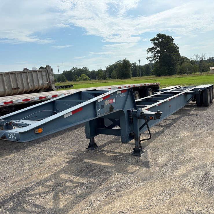 #22786 • 40 FT CONTAINER HAULING TRAILER