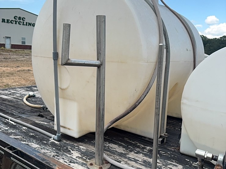 20-foot-gooseneck-with-pressure-wash-equipment-image-9