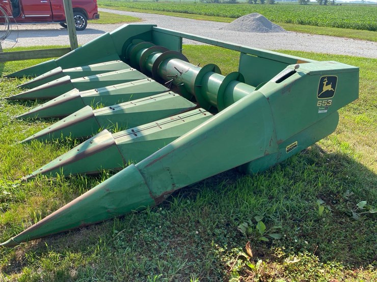 john-deere-653-image-1