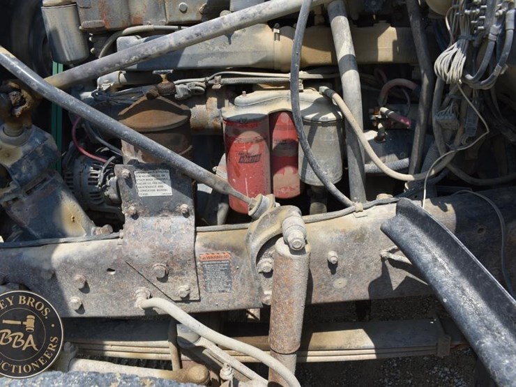 1996-mack-rd688s-image-57