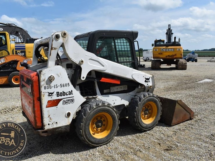 2017-bobcat-s570-image-17