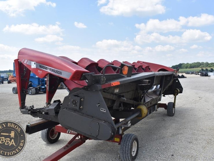 2011-massey-ferguson-830-image-6