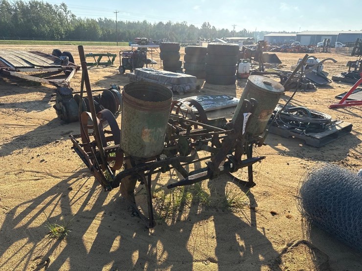 john-deere-71-image-1