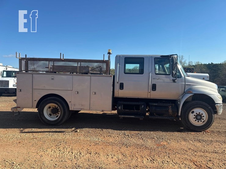 2008-international-durastar-4400-image-4