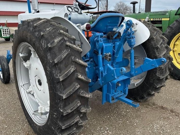 ford-6000-image-13