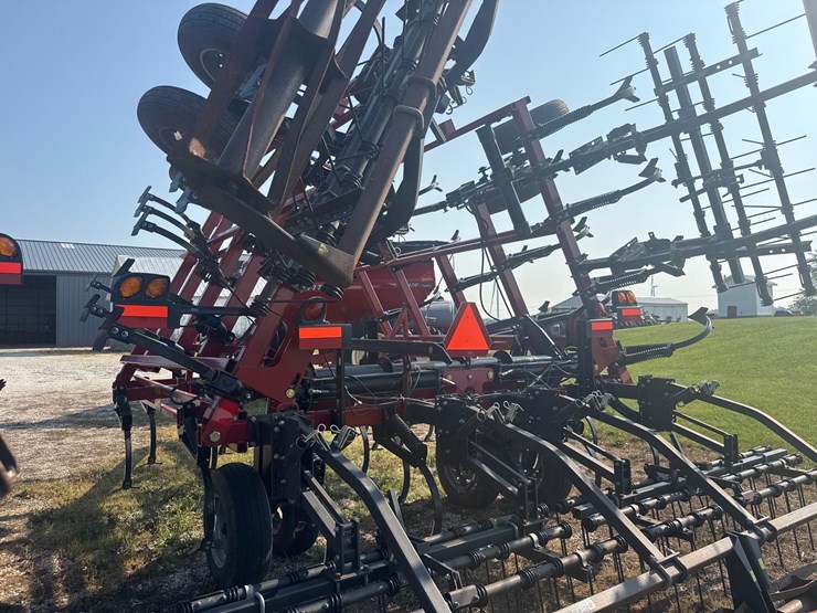 case-ih-200-image-4