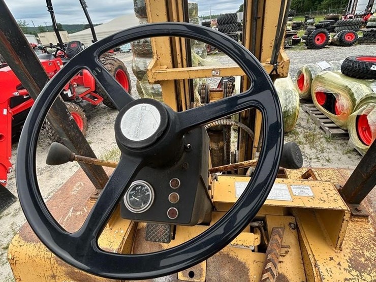 caterpillar-v80d-image-4