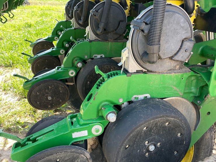 2012-john-deere-1790-image-67