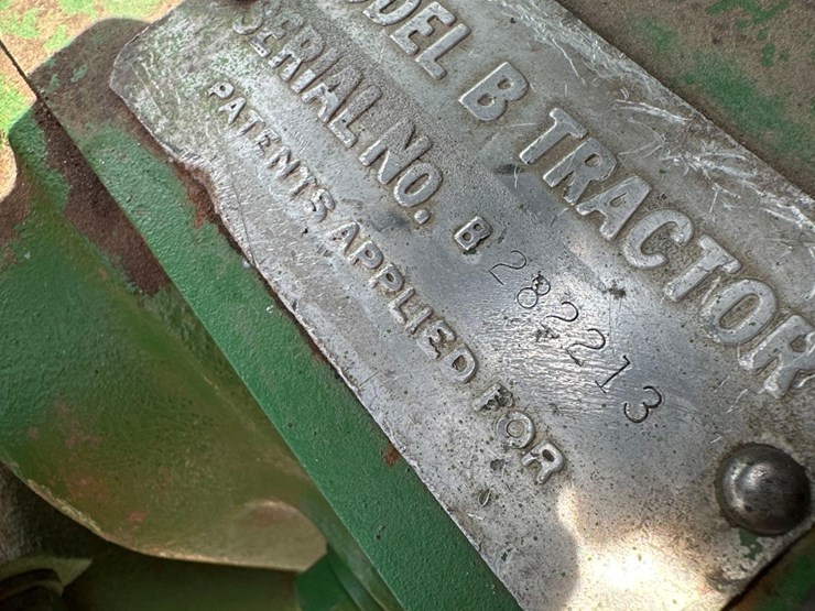 john-deere-b-image-6