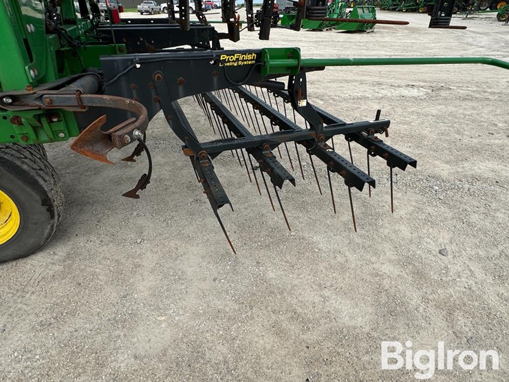 2020-john-deere-2020-image-16