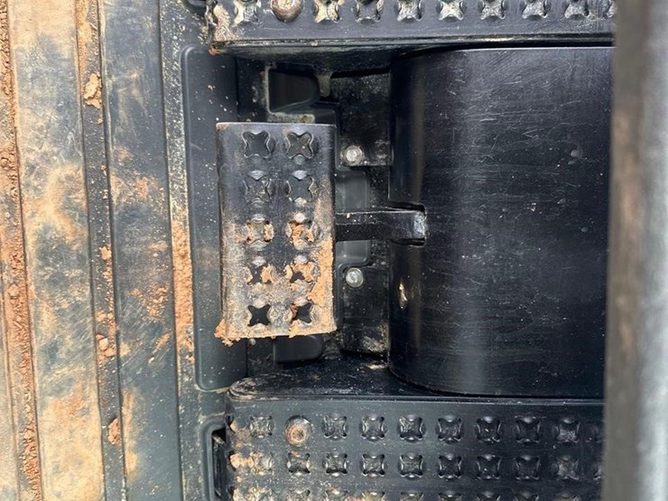 2019-caterpillar-953k-image-37