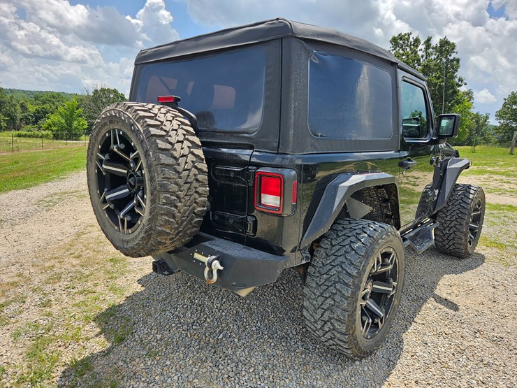 2021-jeep-wrangler-image-17