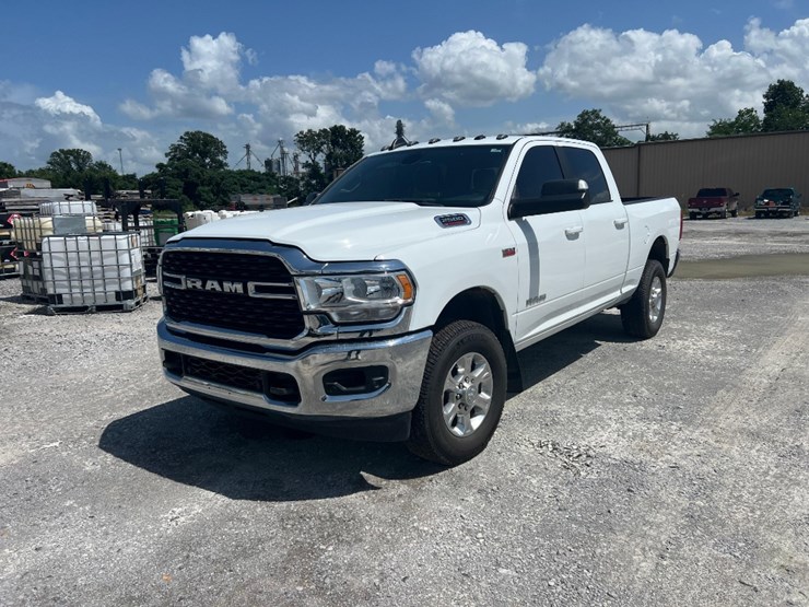 2022-dodge-2500-image-1