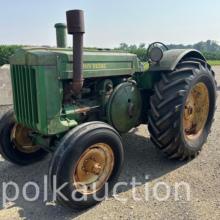 JOHN DEERE D
