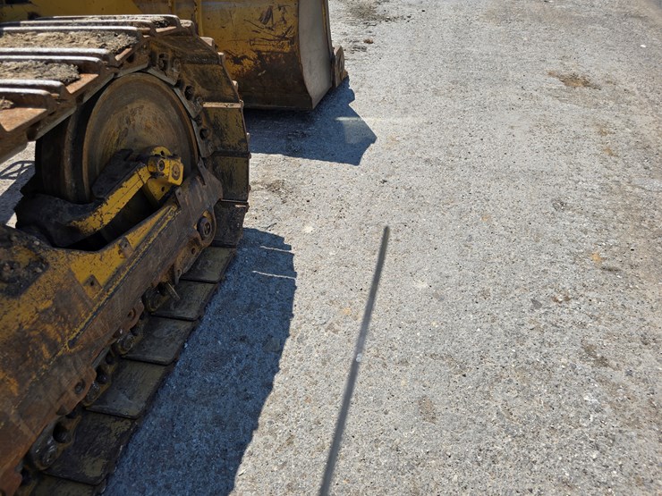 2005-caterpillar-953c-image-126