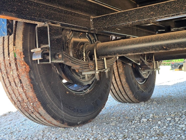 2024-bcl-fabrication-landscape-dump-trailer---heavy-duty-utility-trailer-for-mulch-debris-hauling-image-45