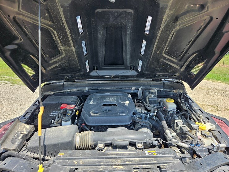 2021-jeep-wrangler-image-31