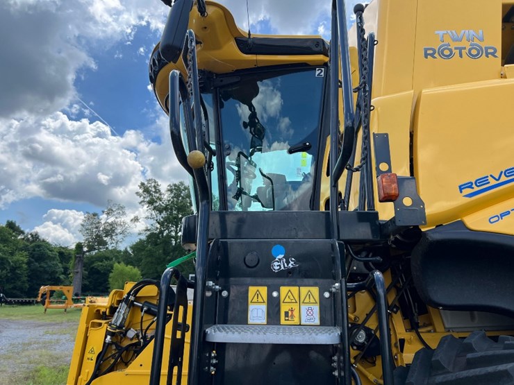 2023-new-holland-cr10.90-image-14