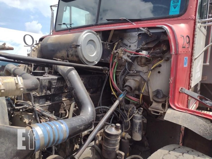 1998-cummins-m11-image-24