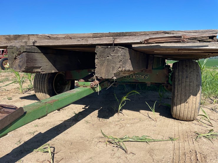 9ft-x-24ft-wooden-flatbed-image-9