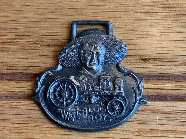 waterloo-gasoline-engine-co.-watch-fob-image-1
