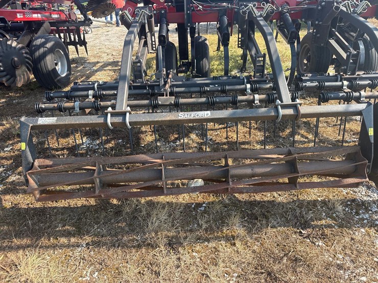 case-ih-200-image-14