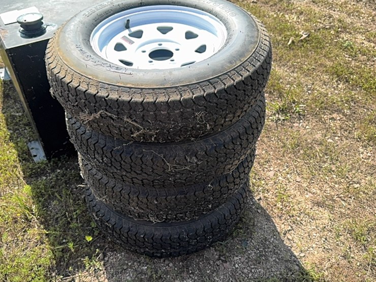 4-trailer-tires-205/75/d15-image-1
