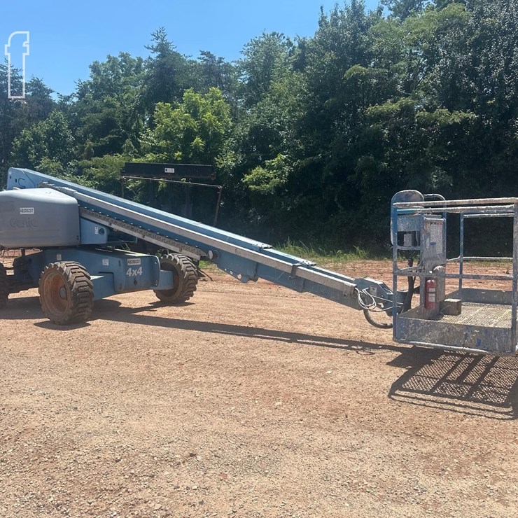 2004 GENIE S60