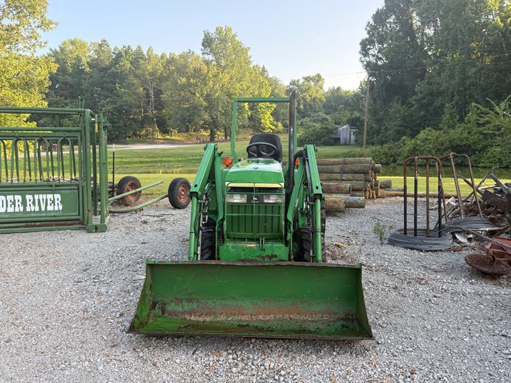 john-deere-790-image-2