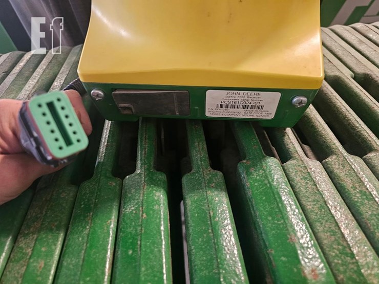 2018-john-deere-6000-image-3
