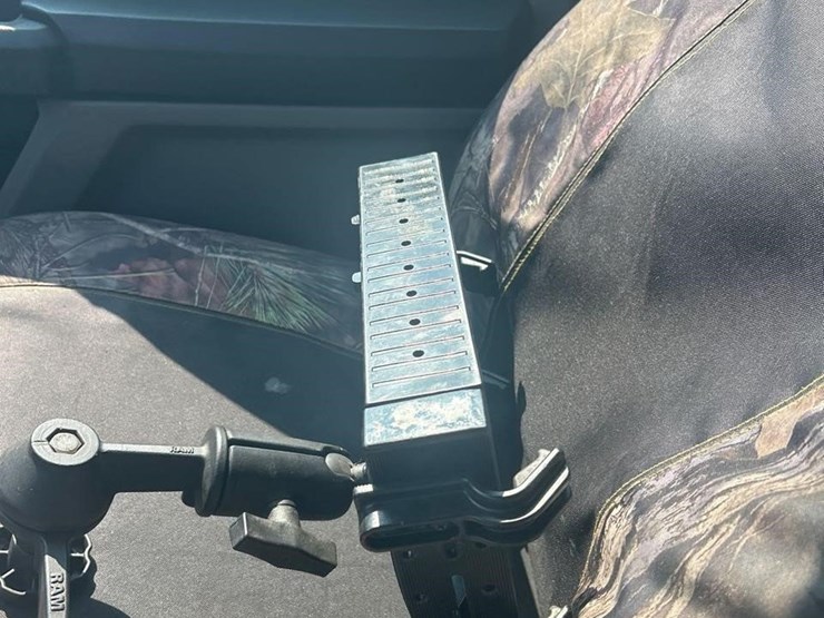 2020-ford-f350-xl-image-40