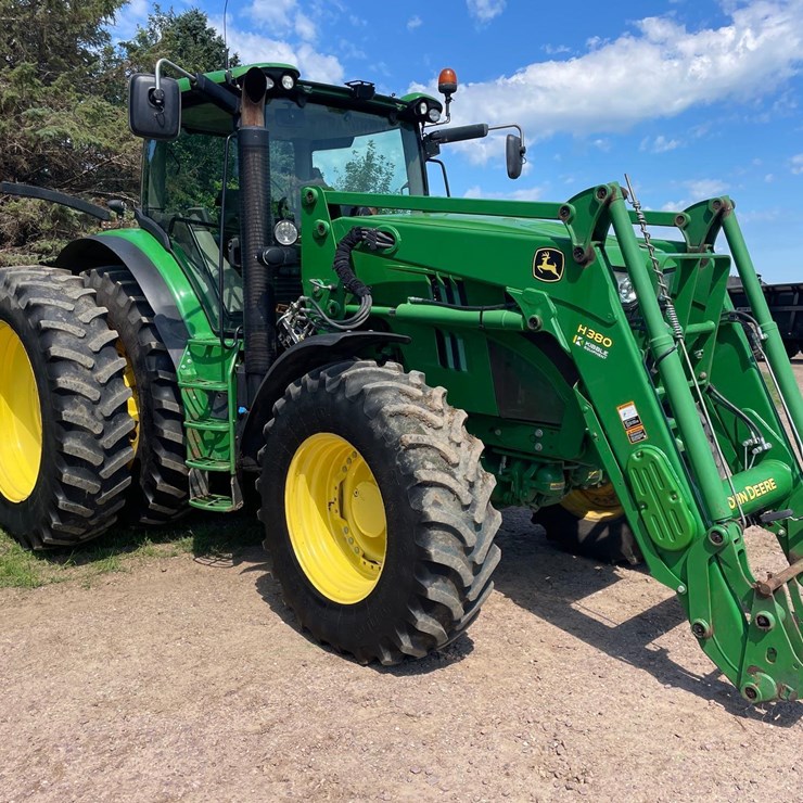 2014 JOHN DEERE 6210R