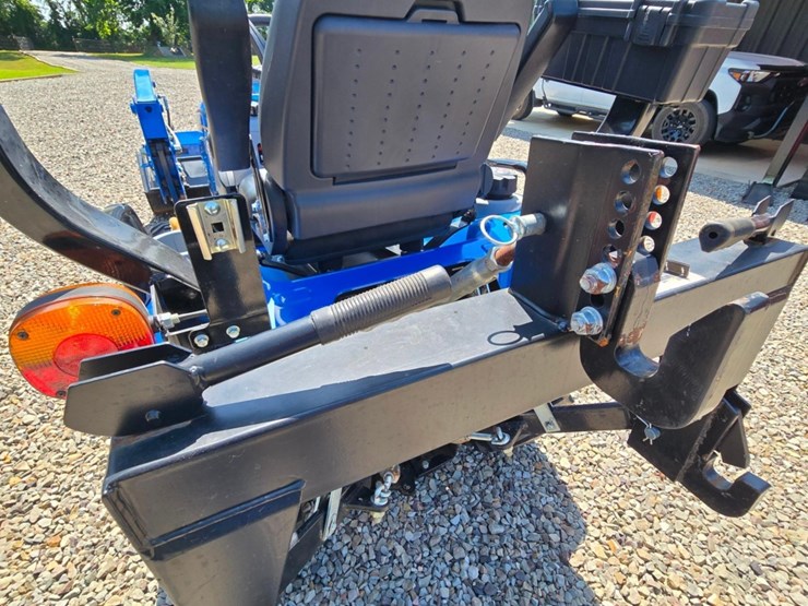 2023-new-holland-workmaster-25s-image-19