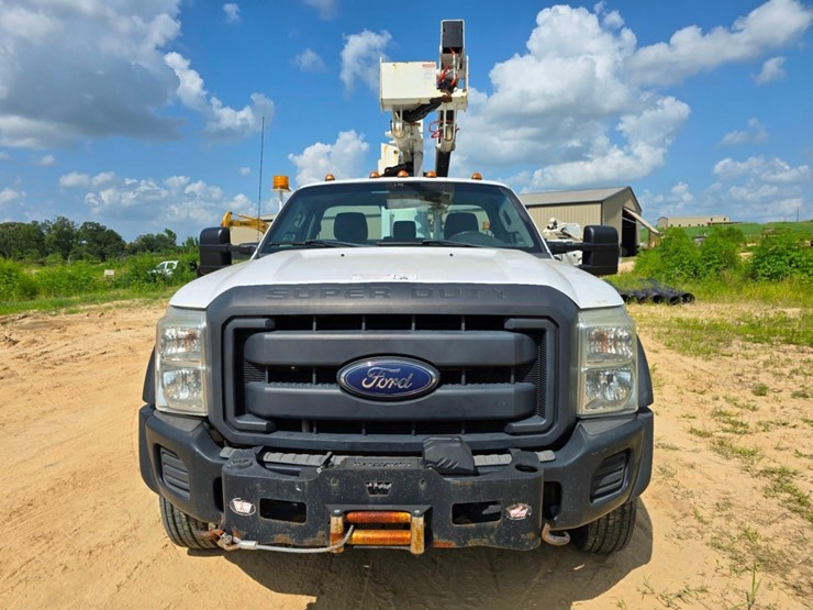 2014-ford-f550-image-2