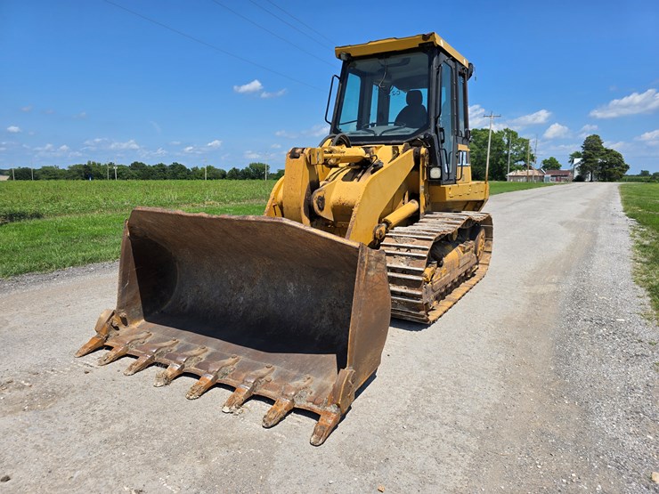 2005-caterpillar-953c-image-2