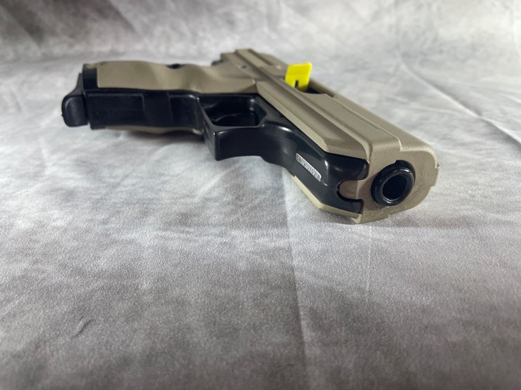 #4377-•-hi-point-p9-9mm-luger-pistol,-sn:-p10189690-image-4