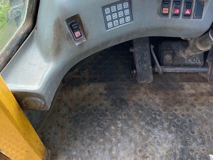volvo-l70e-image-24