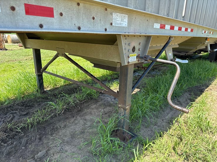 2009-dakota-aluminum-40ft-grain-trailer-image-15