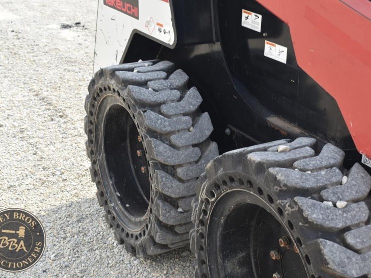 2017-takeuchi-ts50v-image-20
