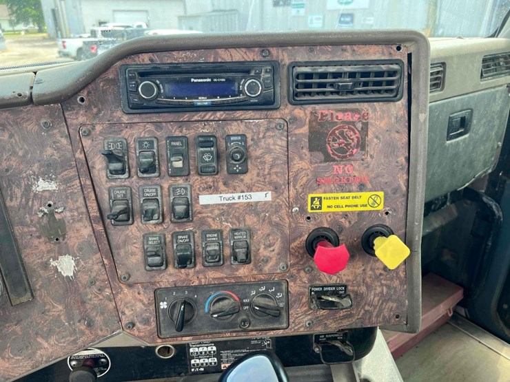 2002-international-9200i-image-60