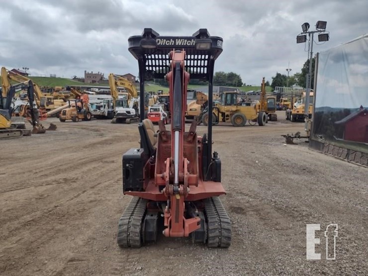 ditch-witch-xt855-image-4
